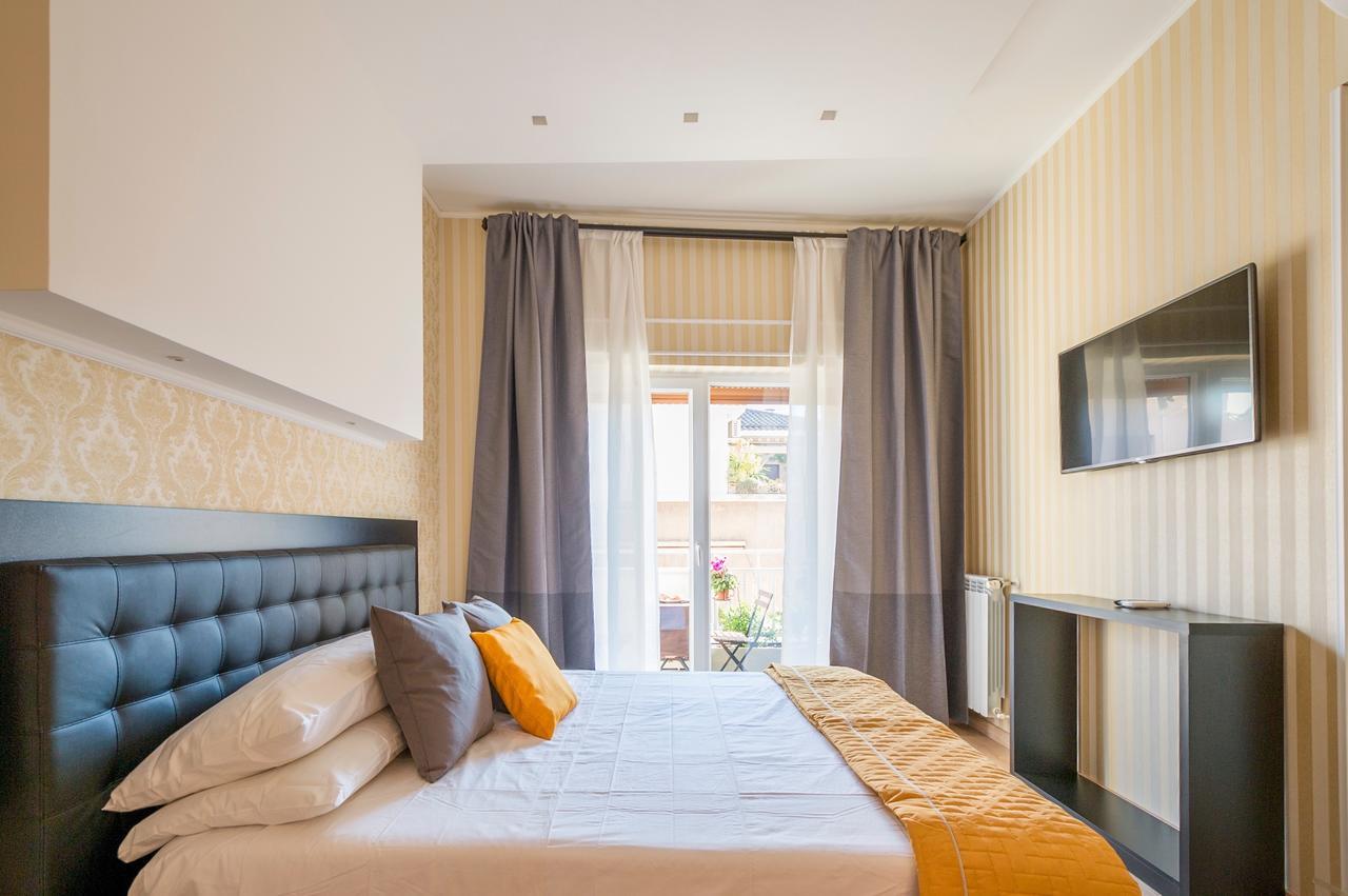 Happy Holiday In Rome B&B Exteriör bild